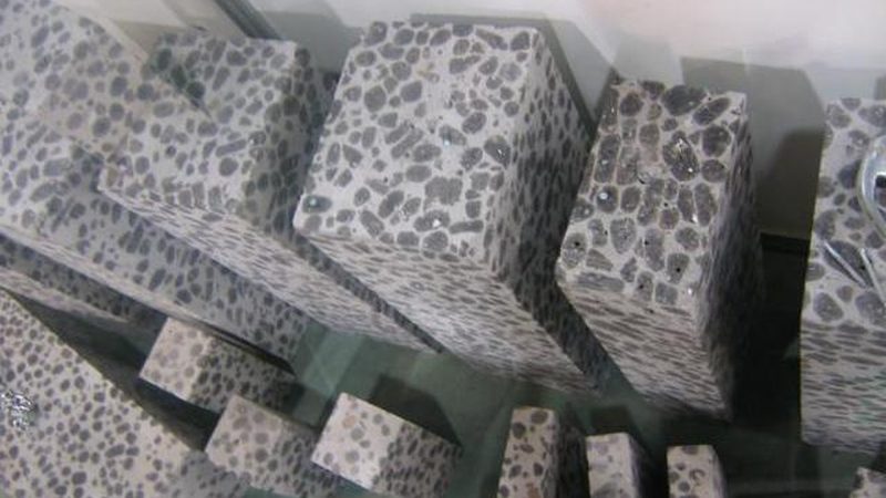 冰箱保温层材料：揭秘其优缺点与选材要点